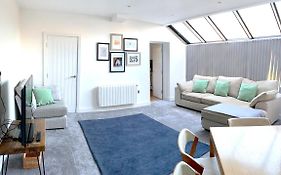 Home Crowd Luxury Apartments - Park View